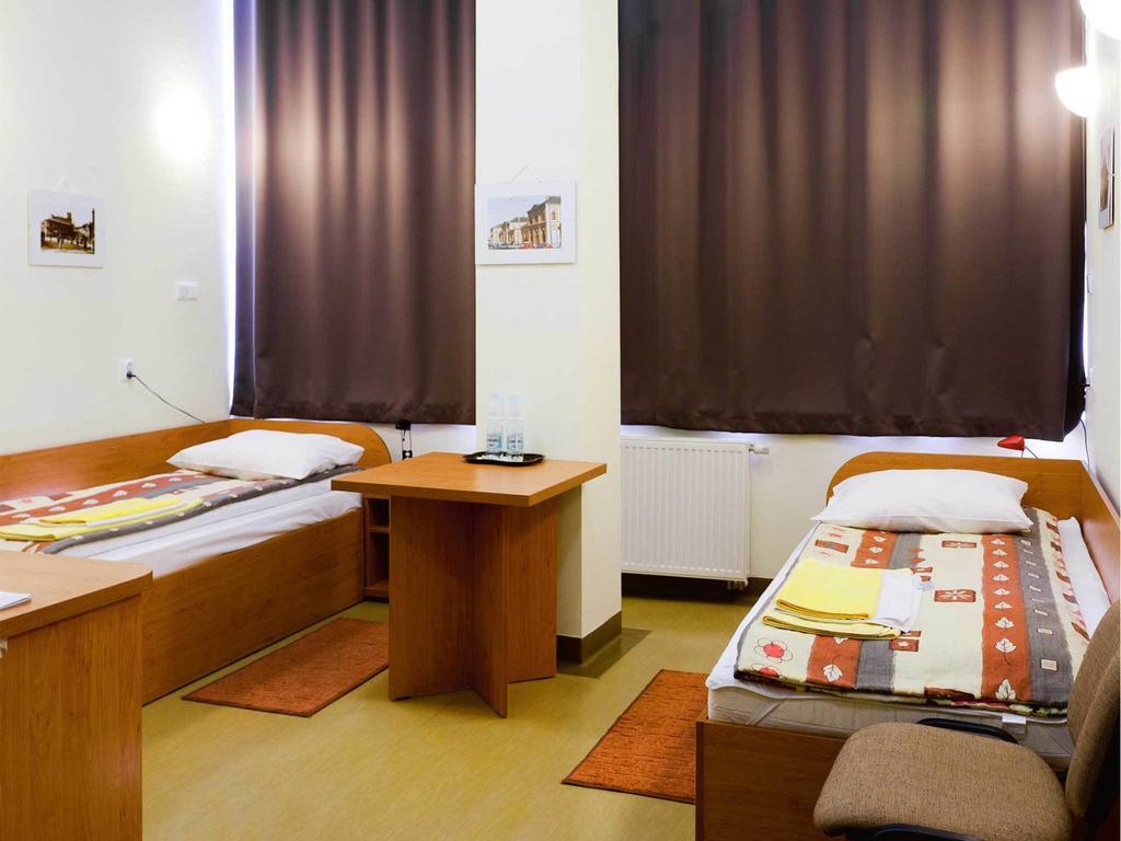 Bit Hotel บีเอสโก-เบียวา ห้อง รูปภาพ